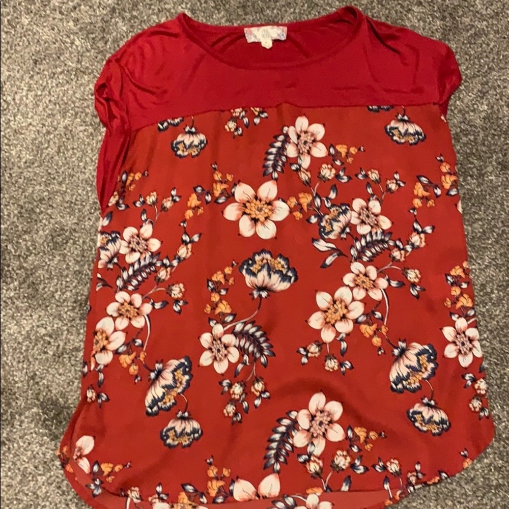 Cute floral top